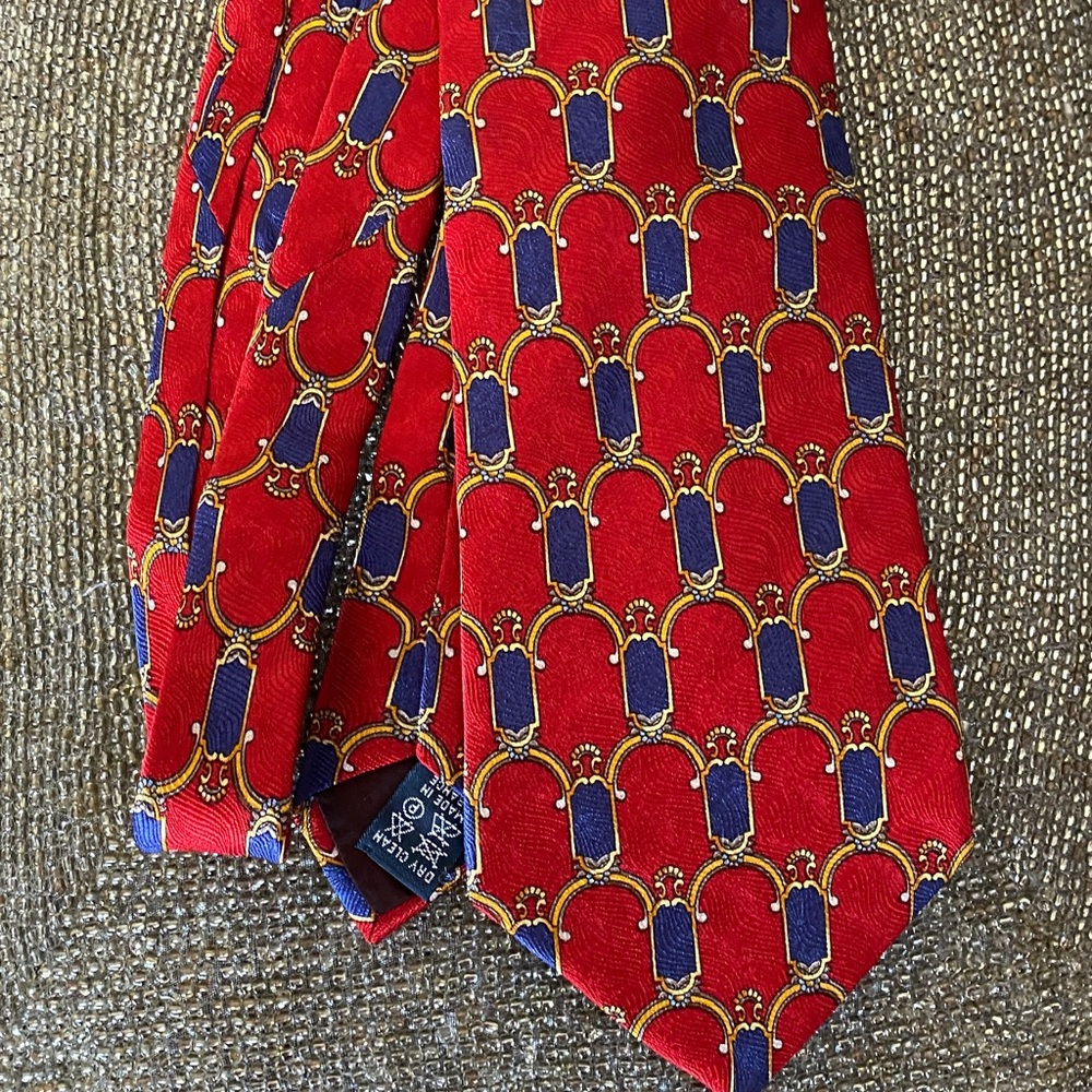 Burberry 💯 All Silk Luxurious Made in France Logo Timeless Tie - Picture 10 of 16